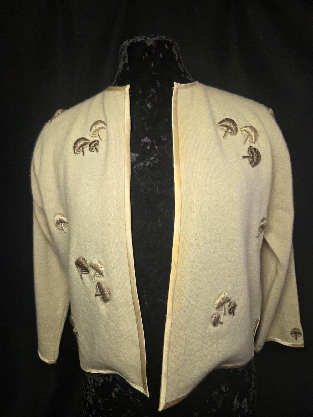 Embroidered Mushroom Motif Cardigan - Beige